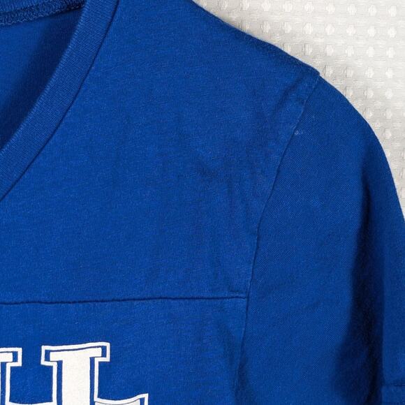 Kentucky Wildcats U-Trau Women’s M Blue V-Neck T-Shirt UK College NCAA Made USA - Picture 3 of 6